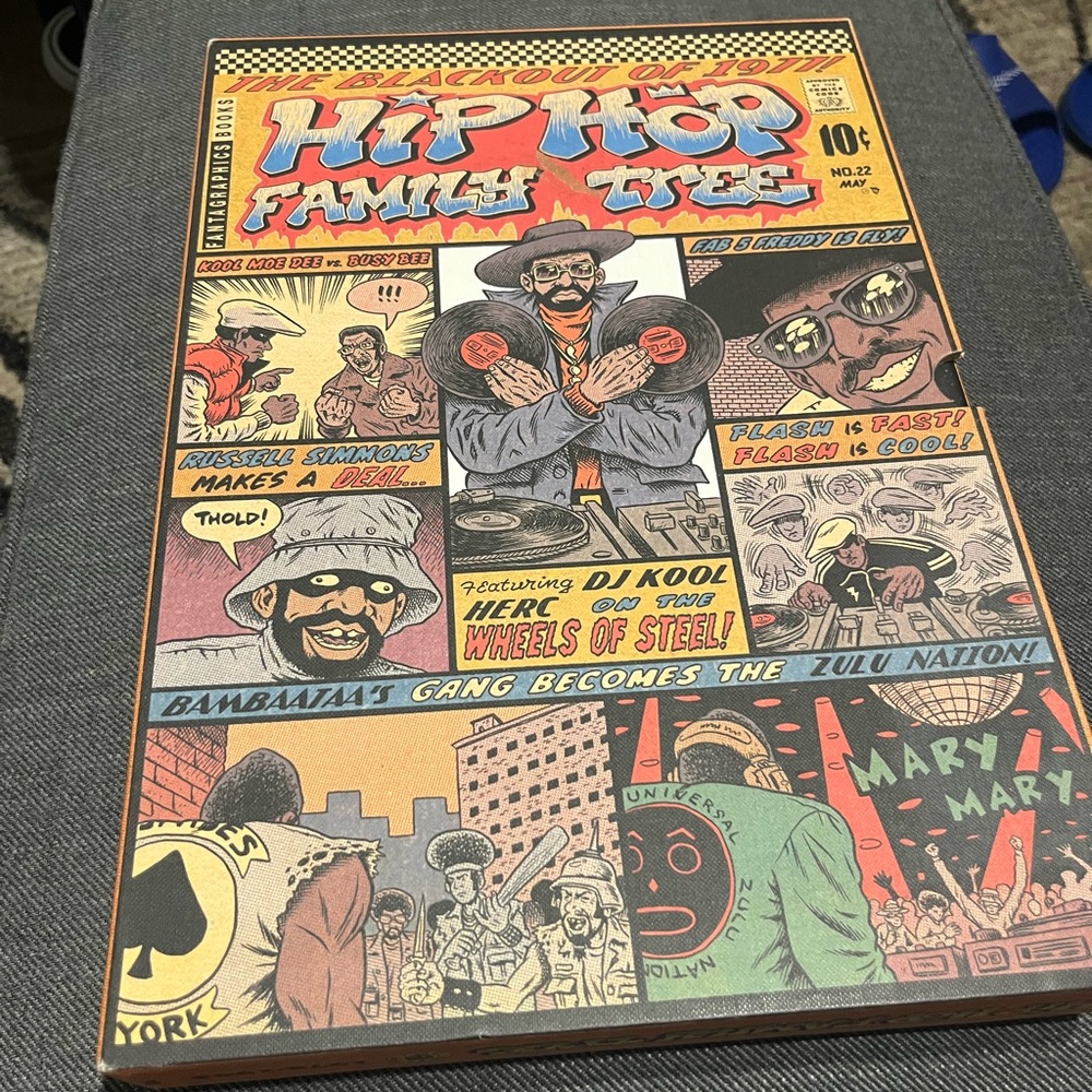 Hip Hop Family Tree Comic Book Gift Box Set New
